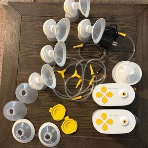Medela Pump in Style Double Electric Breast Pump – Extras Included